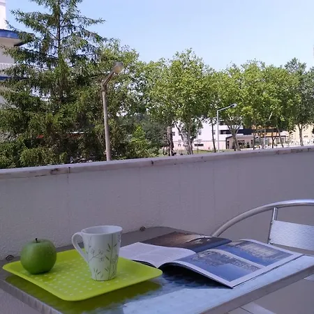 Staynfeel 02 Apartman *